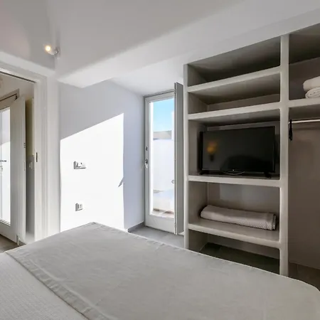 Hébergement de vacances Hypnos Boutique With Amazing Heated Pool With Jacuzzi